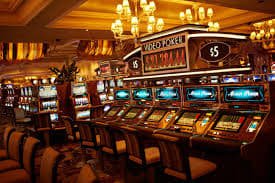 apk 8 game lobby showing sports and casino options on mobile